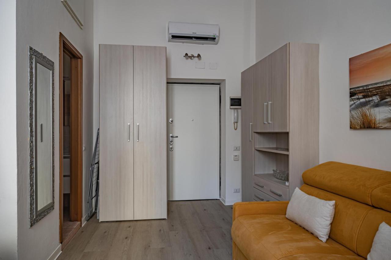 Milano, La Casetta Di Beatrice - By Host4U Kültér fotó